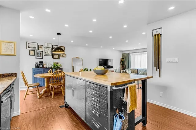 Additional image 10 of 19 Kesselring Dr