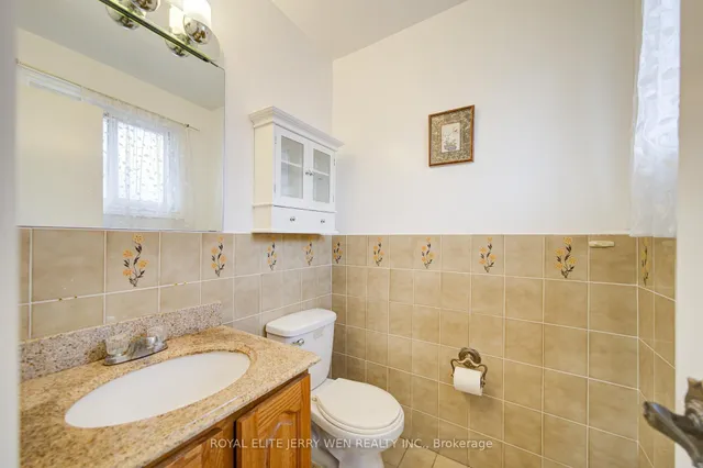 Additional image 16 of 2908 Victoria Park Ave