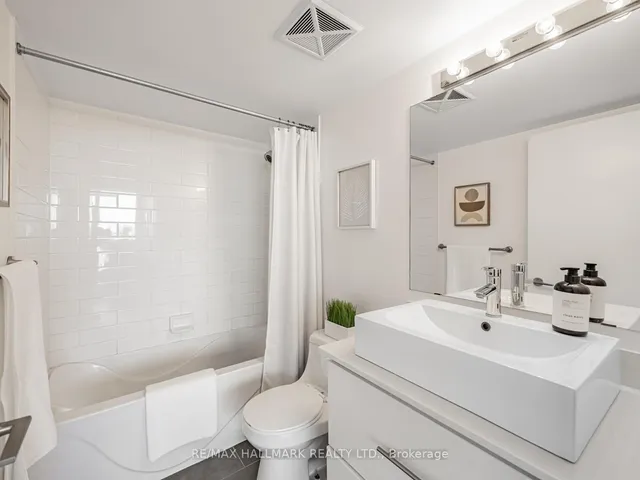 Additional image 15 of 1171 Queen St Unit 1104