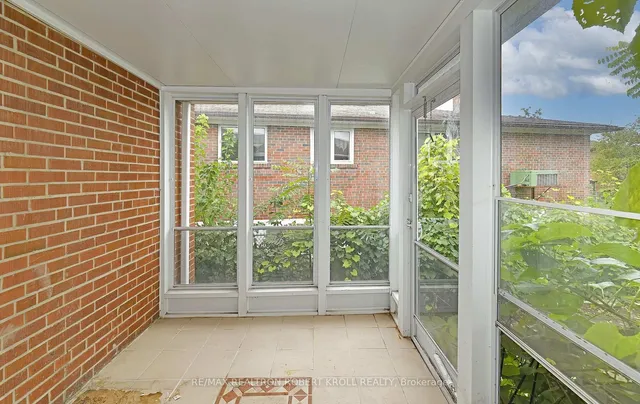 Additional image 13 of 32 Orangewood Cres