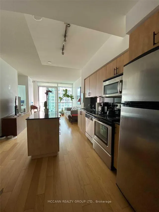 Additional image 4 of 215 Fort York Blvd Unit 3301