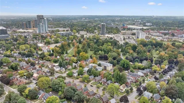 Additional image 37 of 100 Dekay St