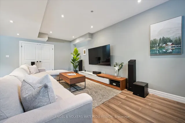 Additional image 37 of 928 Pioneer Grove Crt