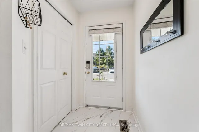 Additional image 7 of 110 Activa Ave Unit E29