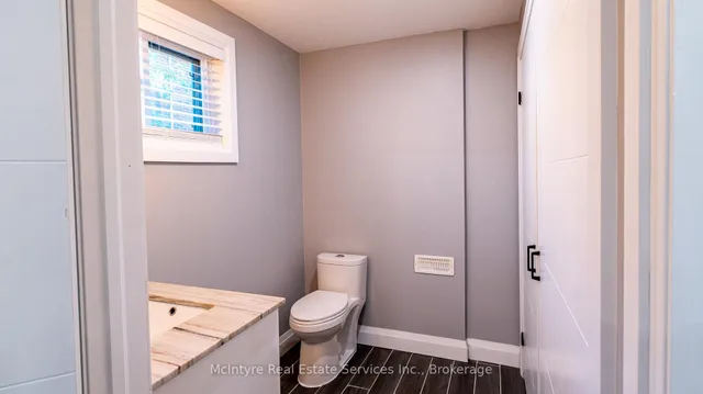 Additional image 30 of 55 Suffolk Ave