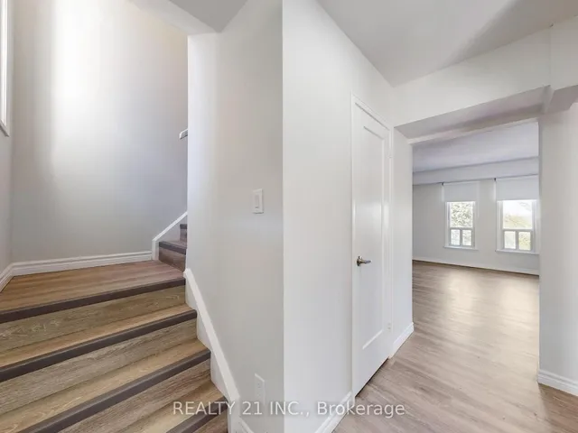 Additional image 17 of 40 Rexdale Blvd Unit 2