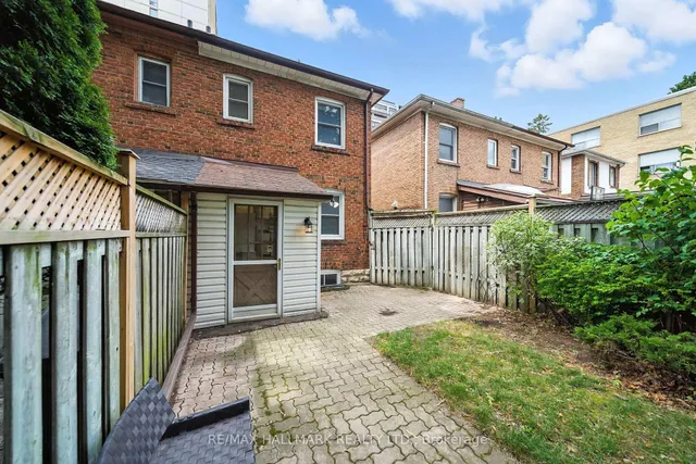 Additional image 40 of 49 Rawlinson Ave