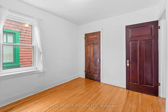 Additional image 19 of 47 Mortimer Ave