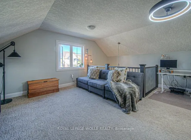 Additional image 39 of 286 Tall Grass Cres