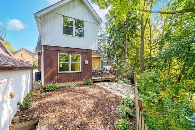 Additional image 48 of 10 King Street Cres