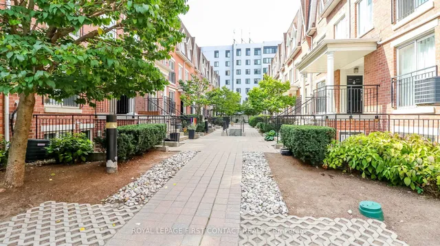 10 Laidlaw St Unit 719