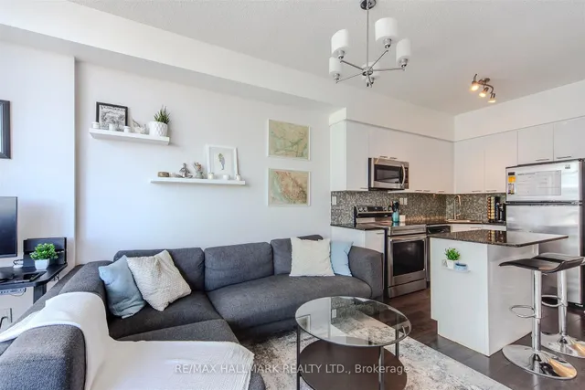 Additional image 13 of 15 Bruyeres Mews Unit 1001