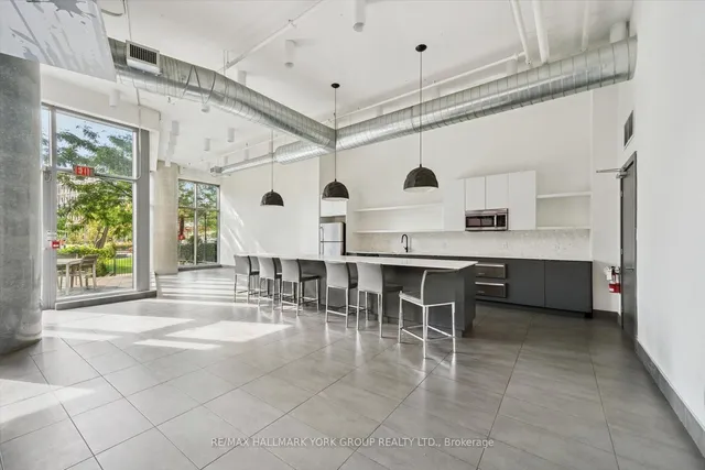 Additional image 26 of 150 East Liberty St Unit 1113