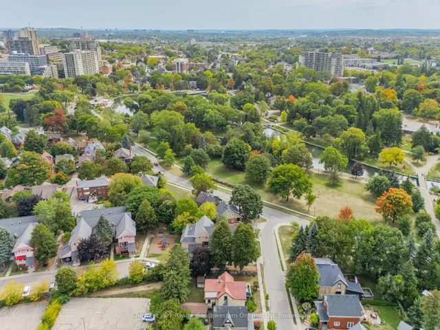 Additional image 42 of 6 THERESA St