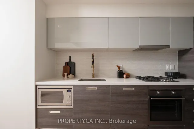 Additional image 9 of 1239 Dundas St Unit 507