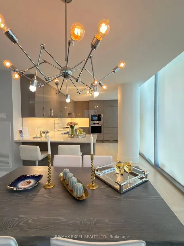 Additional image 6 of 29 Queens Quay Unit Th127