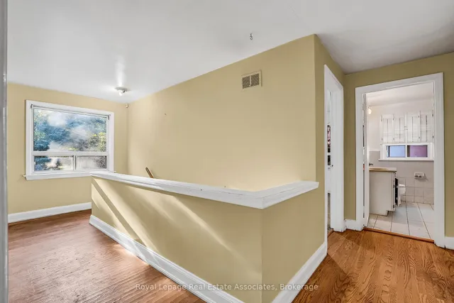 Additional image 14 of 1492 Islington Ave