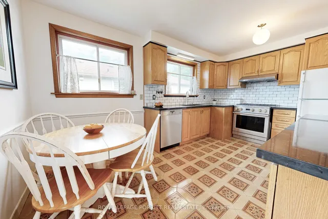 Additional image 13 of 26 Richland Cres