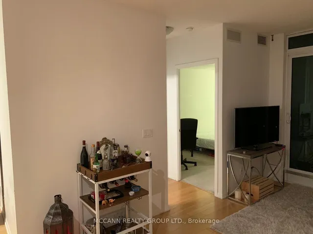 Additional image 11 of 215 Fort York Blvd Unit 3301
