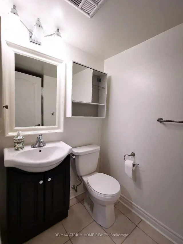 Additional image 8 of 2 Rean Dr Unit 608