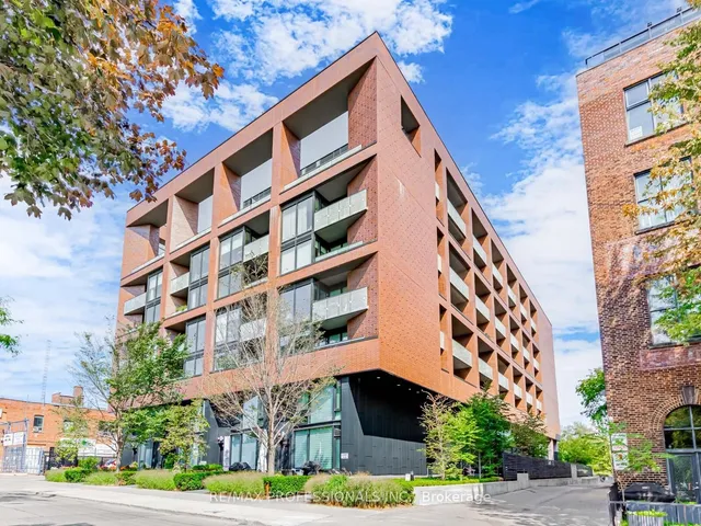 383 Sorauren Ave Unit 401