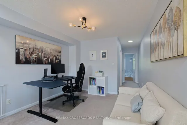 Additional image 19 of 3890 Bloor St Unit 6