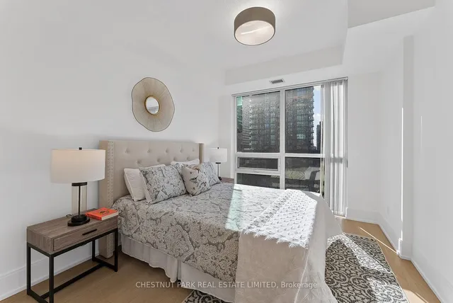 Additional image 13 of 70 Roehampton Ave Unit 719