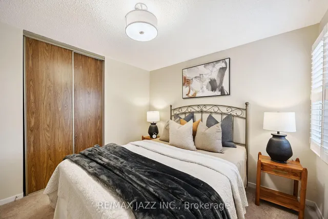 Additional image 32 of 14 Grover Dr