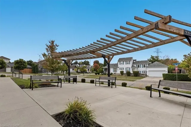 Additional image 23 of 5 Wake Robin Dr Unit 304