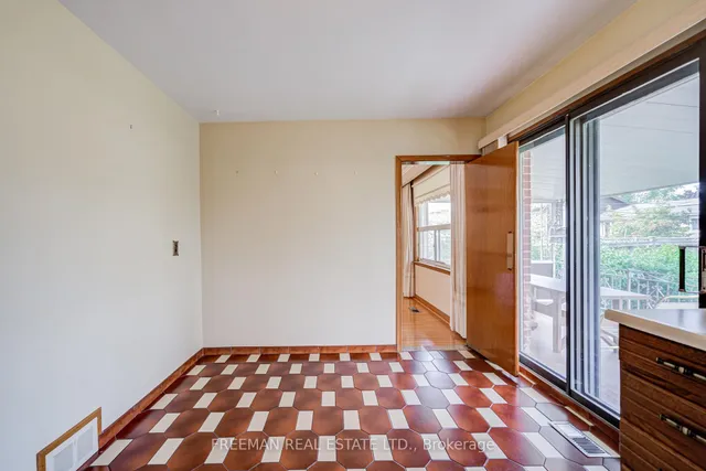 Additional image 7 of 102 Hallsport Cres
