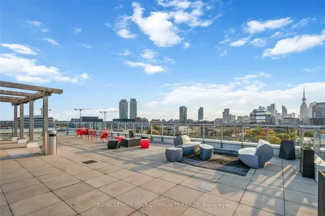 Additional image 24 of 569 King St Unit 304