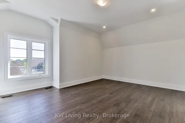 Additional image 30 of 170 Cummer Ave