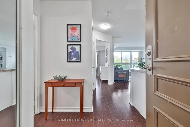 Additional image 4 of 920 Sheppard Ave Unit 201