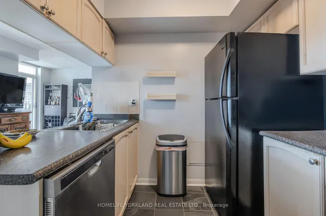 Additional image 14 of 230 Queens Quay Unit 323