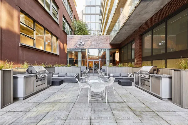 Additional image 30 of 90 Broadview Ave Unit 211