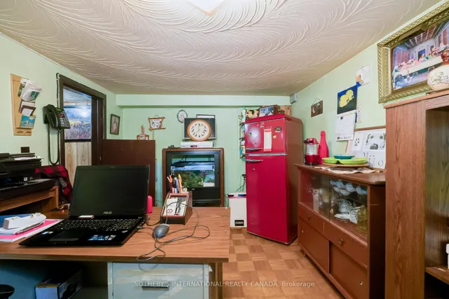 Additional image 35 of 41 Margueretta St