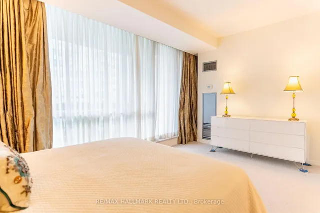 Additional image 21 of 10 Queens Quay Unit Ph9