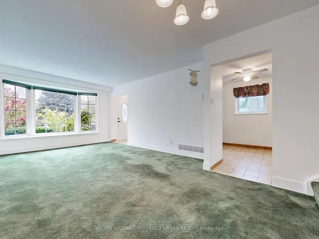 Additional image 5 of 70 Crossbow Cres