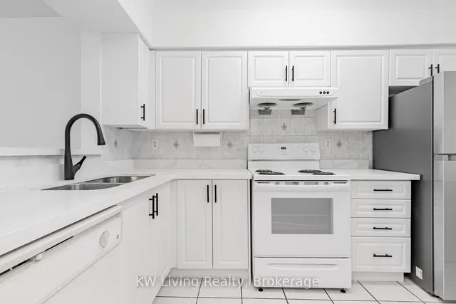 Additional image 9 of 5039 Finch Ave Unit TH02