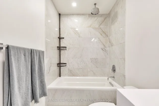 Additional image 17 of 90 Broadview Ave Unit 211