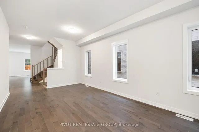 Additional image 6 of 85 Danielle Moore Circ