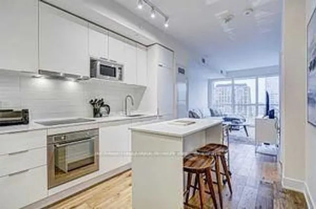 Additional image 2 of 88 Cumberland St Unit 1903