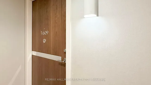 Additional image 23 of 27 McMahon Dr Unit 1609