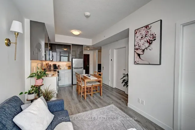 Additional image 20 of 60 Frederick St Unit 1213