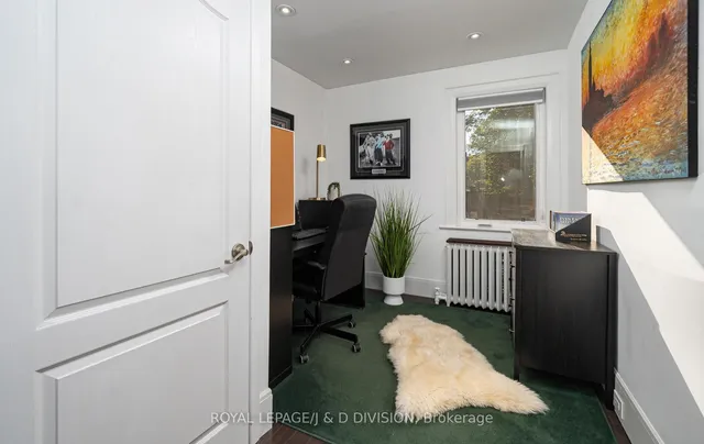 Additional image 26 of 151 Forman Ave