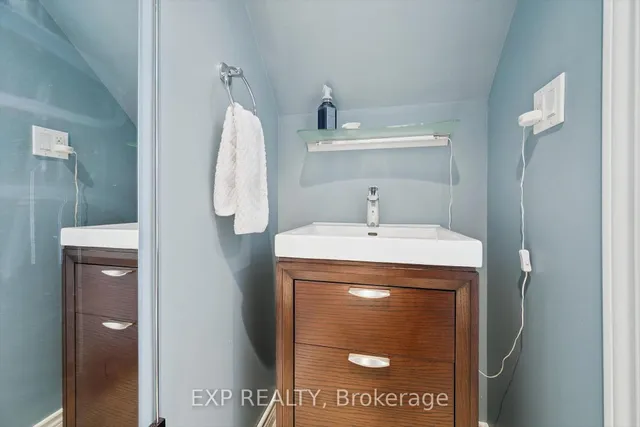 Additional image 20 of 108 Barker Ave