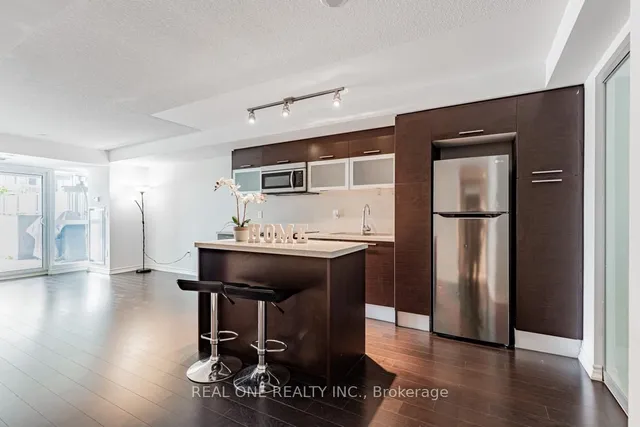 Additional image 7 of 386 Yonge St Unit 1408