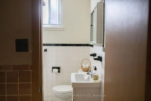 Additional image 28 of 107 Caledonia Rd