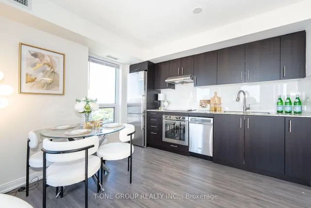 Additional image 8 of 255 Village Green Sq Unit 1003