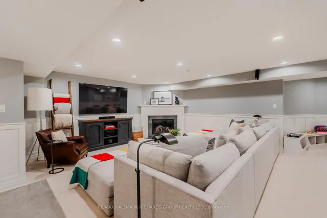 Additional image 34 of 34B Long Cres